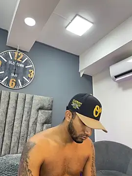 Robin Rief online show from March 26, 2026, 7:34 pm