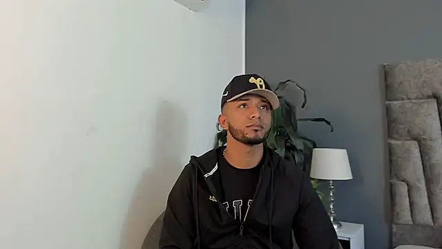 Robin Rief online show from November 29, 2025, 3:50 am