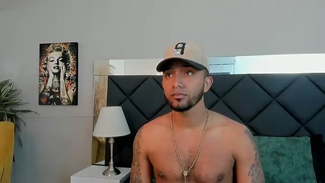 Robin Rief online show from November 9, 2025, 3:32 am