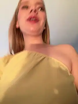 NicoleCut online show from March 17, 2025, 12:04 pm