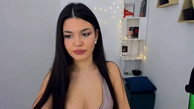 AlluringAriel online show from March 22, 2025, 12:35 pm