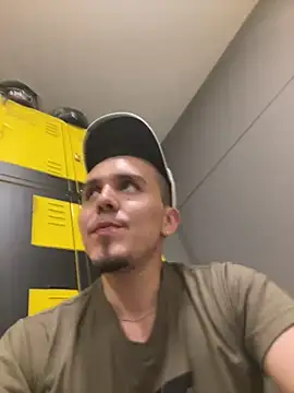 Snapshot of adam-rivera chatting on January 17, 2025, 9:28 pm adam-rivera online show from January 17, 2025, 9:28 pm