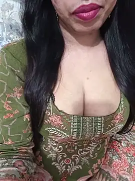 Snapshot of Haniya-143 chatting on July 2, 2026, 3:23 am Haniya-143 online show from July 2, 2026, 3:23 am