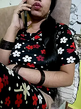 Haniya-143 online show from November 13, 2025, 12:42 pm