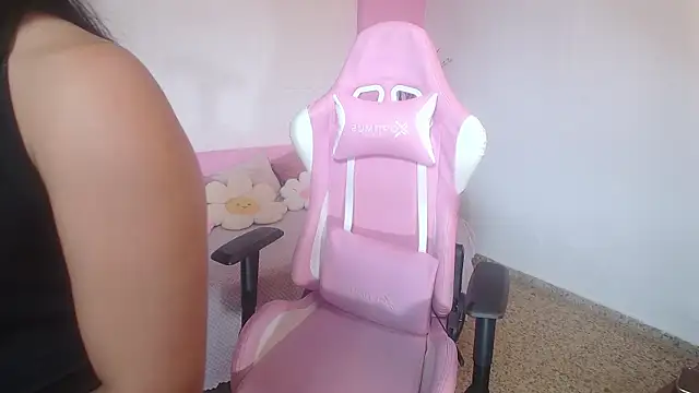 Snapshot of GemaRush chatting on February 24, 2026, 9:59 pm GemaRush online show from February 24, 2026, 9:59 pm