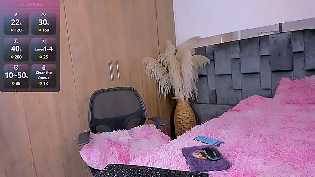 Nicol ofi24 online show from March 18, 2025, 12:17 pm