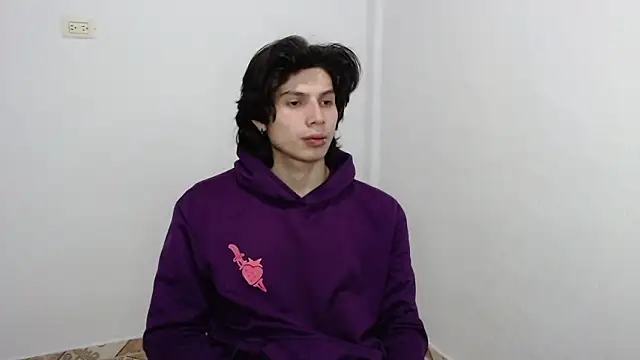 Snapshot of pervertsteens3 chatting on February 16, 2026, 3:10 pm pervertsteens3 online show from February 16, 2026, 3:10 pm