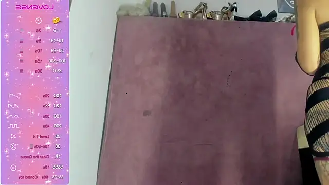 salomezanin online show from March 17, 2025, 10:08 pm