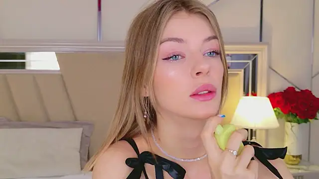 MeganMour online show from February 23, 2026, 5:02 pm