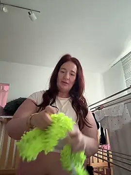 Engel mia online show from December 21, 2025, 9:00 am