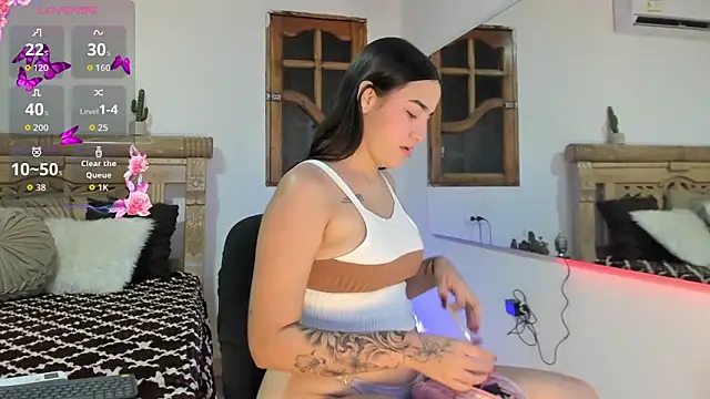 oriana faddila online show from April 11, 2026, 3:25 am