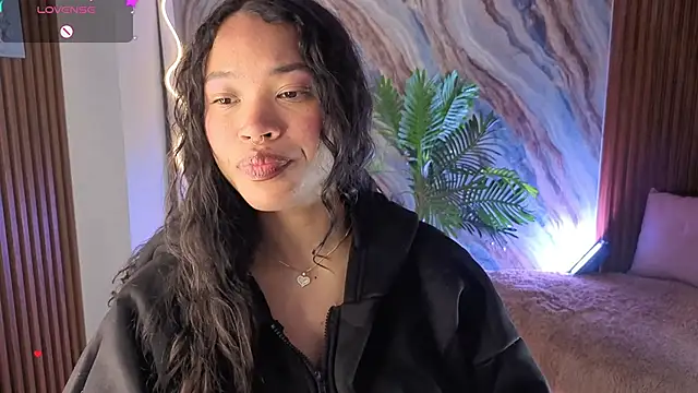 penelope tay1 online show from May 30, 2026, 5:36 am