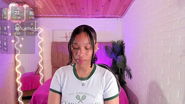 penelope tay1 online show from October 21, 2025, 3:28 am