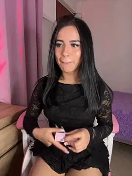 Emily-14 online show from January 6, 2026, 6:28 am