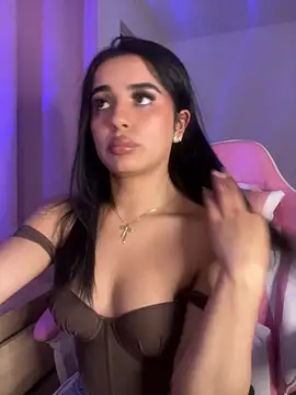 Emily-14 online show from February 11, 2026, 6:24 am