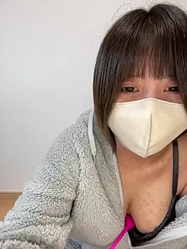 -anzu-o online show from January 9, 2025, 5:44 am