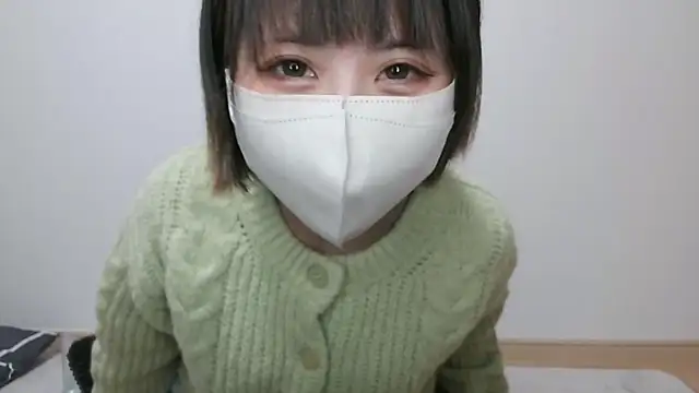 -anzu-o online show from January 18, 2025, 1:51 pm