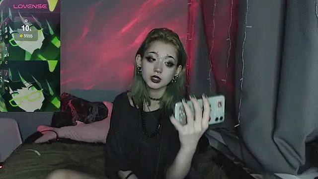 Snapshot of Milten-Trish chatting on January 17, 2026, 6:33 pm Milten-Trish online show from January 17, 2026, 6:33 pm