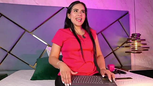 giorgia 13 online show from September 11, 2025, 3:17 am