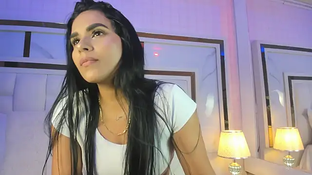 giorgia 13 online show from March 13, 2025, 4:49 am