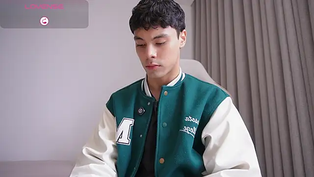 Snapshot of Dammon_Stallion chatting on February 21, 2026, 4:09 pm Dammon Stallion online show from February 21, 2026, 4:09 pm