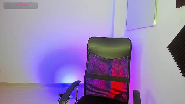 Snapshot of Sweet_and_caramel chatting on February 10, 2026, 9:08 am Sweet and caramel online show from February 10, 2026, 9:08 am