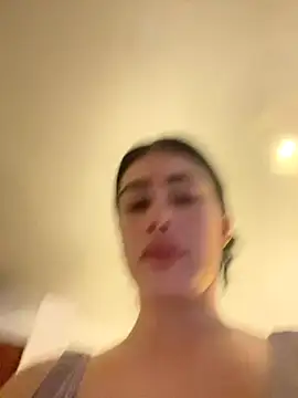 Snapshot of Sweet_and_caramel chatting on November 8, 2025, 2:31 pm Sweet and caramel online show from November 8, 2025, 2:31 pm