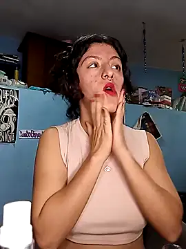 LoveElectra online show from January 24, 2025, 3:24 pm