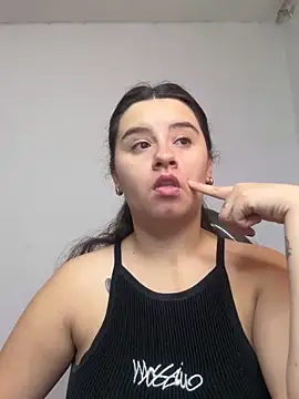 SaraBraun  online show from September 24, 2025, 4:02 pm