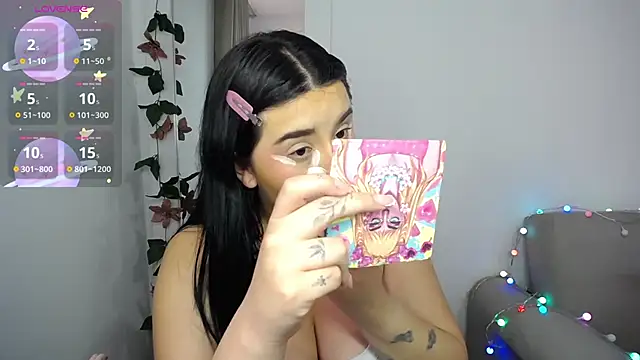 SaraBraun  online show from February 16, 2025, 8:22 pm