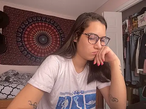 Snapshot of naughtynadia0502 chatting on March 4, 2025, 2:53 pm naughtynadia0502 online show from March 4, 2025, 2:53 pm