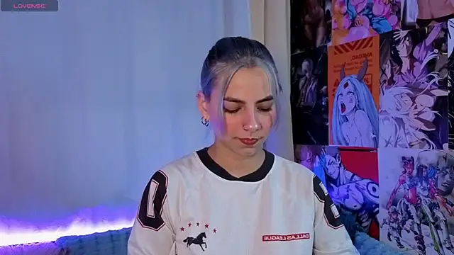 Snapshot of ArtemisaBlake chatting on April 5, 2026, 4:30 am ArtemisaBlake online show from April 5, 2026, 4:30 am