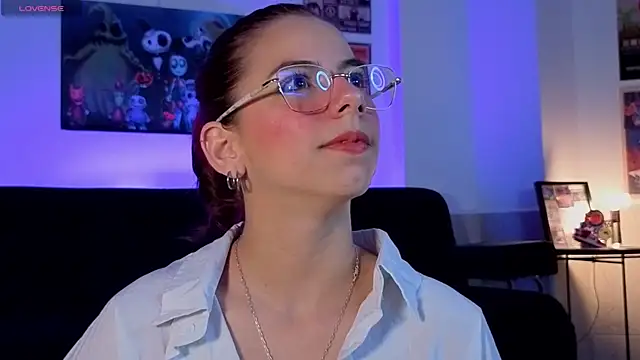 Snapshot of ArtemisaBlake chatting on December 17, 2025, 5:34 am ArtemisaBlake online show from December 17, 2025, 5:34 am