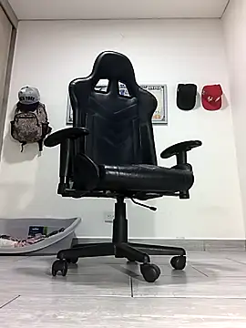 Snapshot of boss_of_cash chatting on March 4, 2026, 11:40 am boss of cash online show from March 4, 2026, 11:40 am