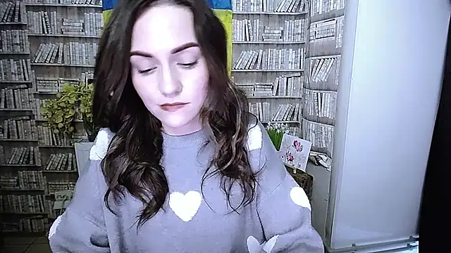 Lina Star S online show from November 16, 2025, 7:13 am