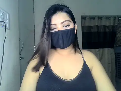 Snapshot of ishi_Beauty chatting on July 19, 2026, 4:43 am ishi Beauty online show from July 19, 2026, 4:43 am