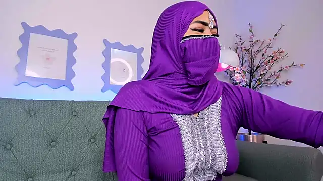 jazmin anbar online show from March 21, 2025, 8:08 pm