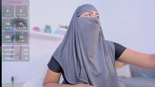 jazmin anbar online show from October 12, 2025, 6:42 pm