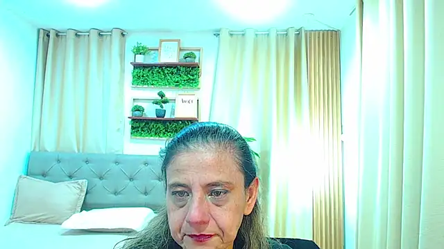 sasi luna online show from May 24, 2026, 1:49 am