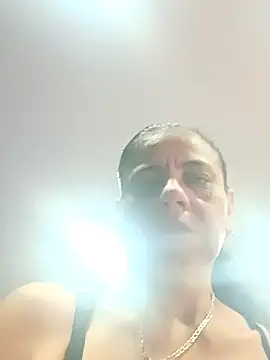 sasi luna online show from November 4, 2025, 1:48 pm