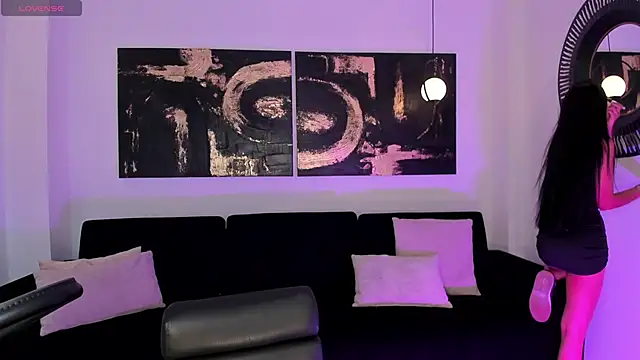 BellaCarteer  online show from March 22, 2025, 12:35 pm