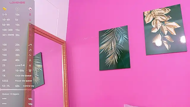 kinkyandsavage online show from September 13, 2025, 7:58 pm