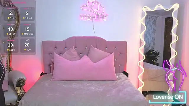Snapshot of kittystart_tay chatting on October 4, 2025, 1:23 pm kittystart tay online show from October 4, 2025, 1:23 pm