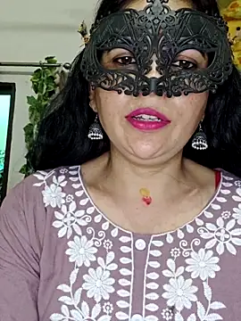 Snapshot of sexy_bhabhi69 chatting on June 7, 2026, 7:35 am sexy bhabhi69 online show from June 7, 2026, 7:35 am