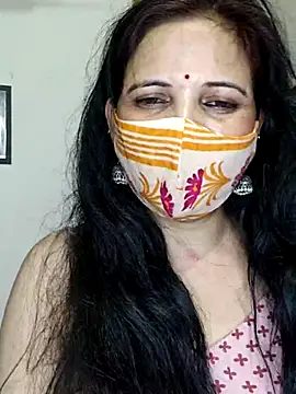 Snapshot of sexy_bhabhi69 chatting on July 13, 2026, 6:40 pm sexy bhabhi69 online show from July 13, 2026, 6:40 pm