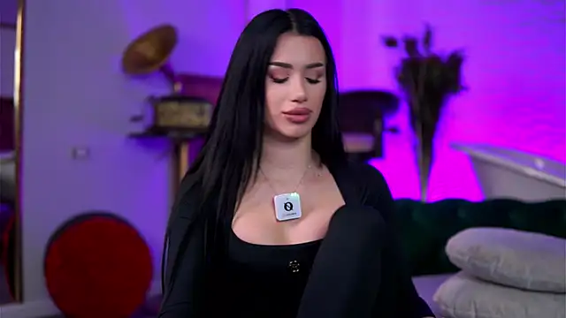 Jenna Day online show from December 18, 2025, 7:35 am