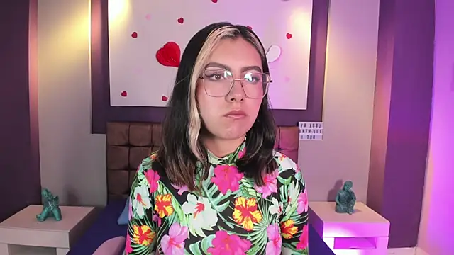 Snapshot of mila_mendoza chatting on February 10, 2025, 12:29 pm mila mendoza online show from February 10, 2025, 12:29 pm