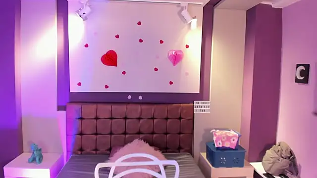 Snapshot of mila_mendoza chatting on February 24, 2025, 12:26 pm mila mendoza online show from February 24, 2025, 12:26 pm