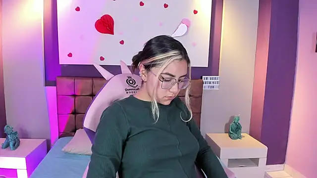 Snapshot of mila_mendoza chatting on February 12, 2025, 12:12 pm mila mendoza online show from February 12, 2025, 12:12 pm