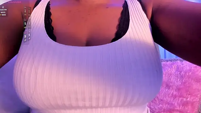 lolajenkins  online show from January 22, 2025, 7:45 pm